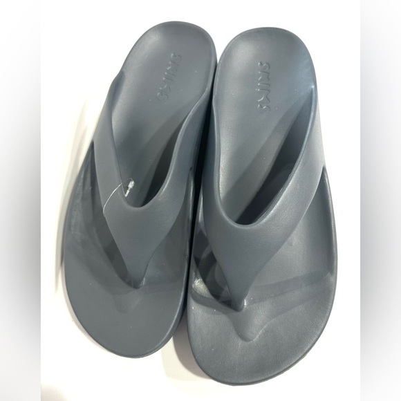 SKIMS Molded Sandal Flip Flop Platform Gunmetal Grey Women's Size 41/10, NWoT - Picture 15 of 16